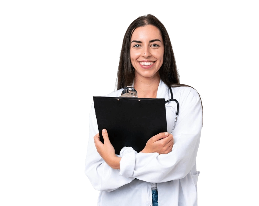 улыбающаяся девушка врач с планшетом в руках